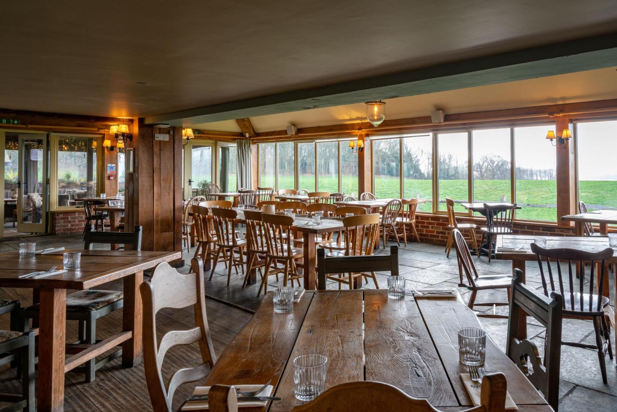 The Welldiggers Arms Bed & Breakfast Петуърт Екстериор снимка