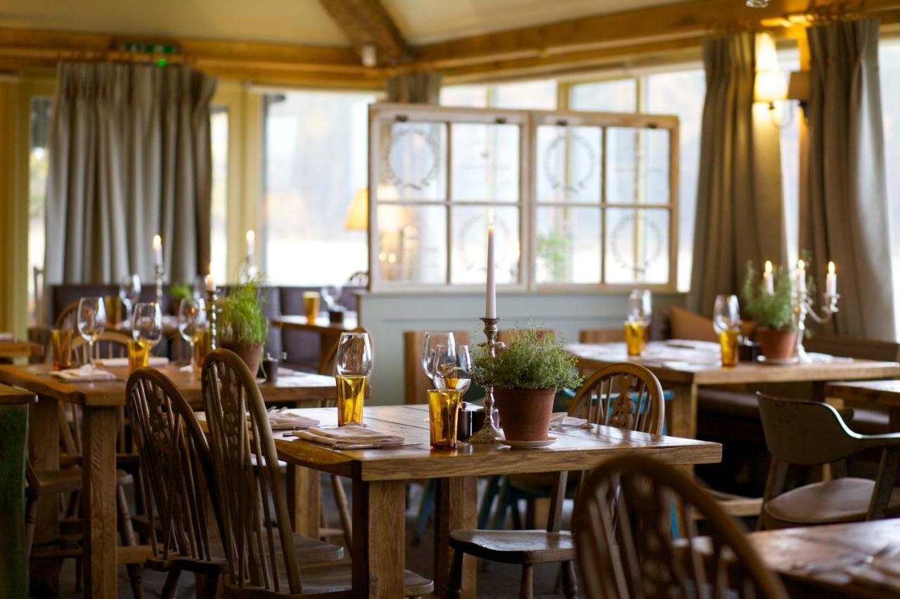The Welldiggers Arms Bed & Breakfast Петуърт Екстериор снимка